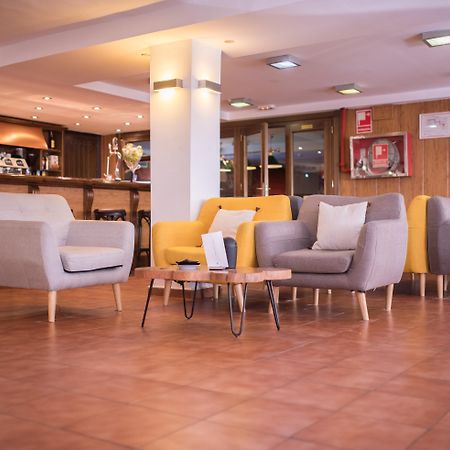 Mont Blanc Hotel Sierra Nevada Bagian luar foto